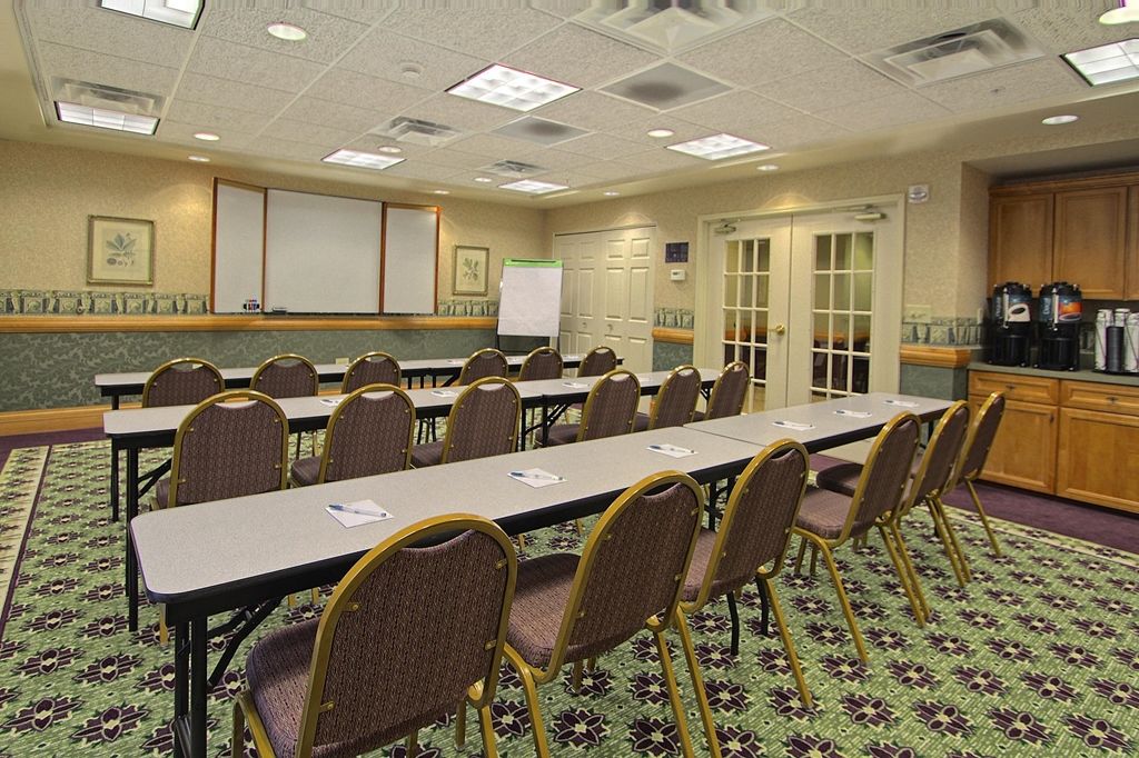 Homewood Suites By Hilton Indianapolis Airport / Плейнфилд Удобства фото